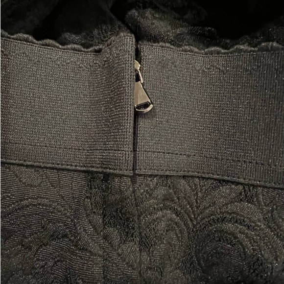 DOLCE & GABBANA BLACK TULIP JACQUARD SLIM STRETCH PANTS (IT/40) - Picture 8 of 8